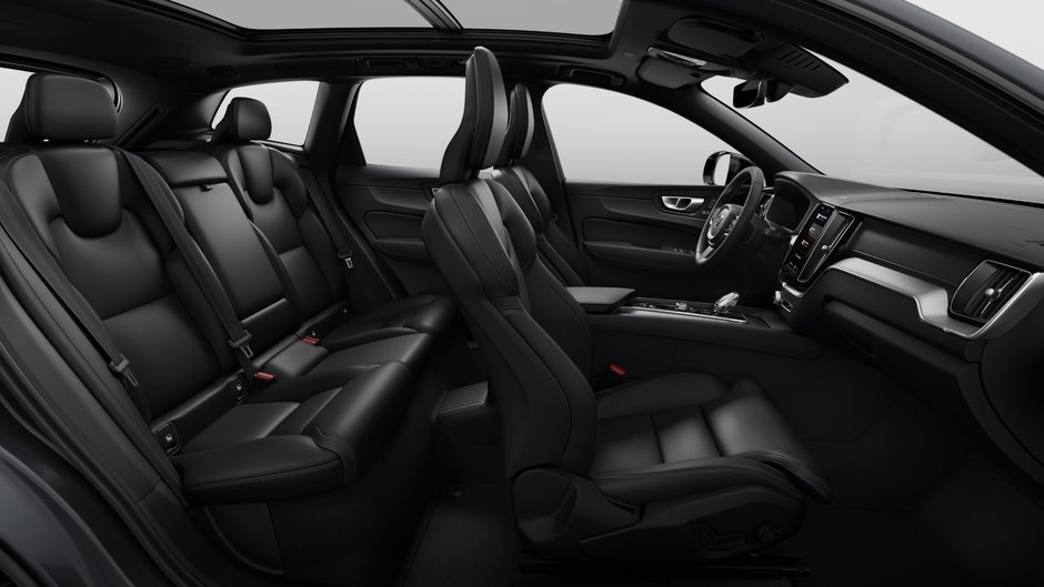 2025 Volvo XC60 Plug-in Hybrid ULTRA BLACK EDITION-10