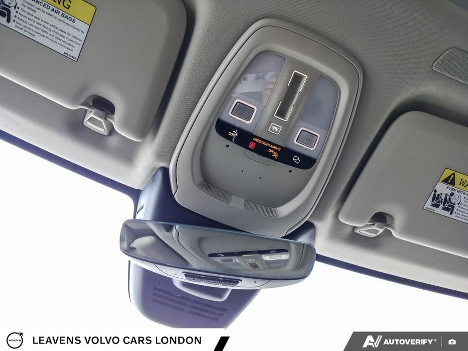 2026 Volvo XC60 PLUG-IN HYBRID ULTRA DARK THEME-20