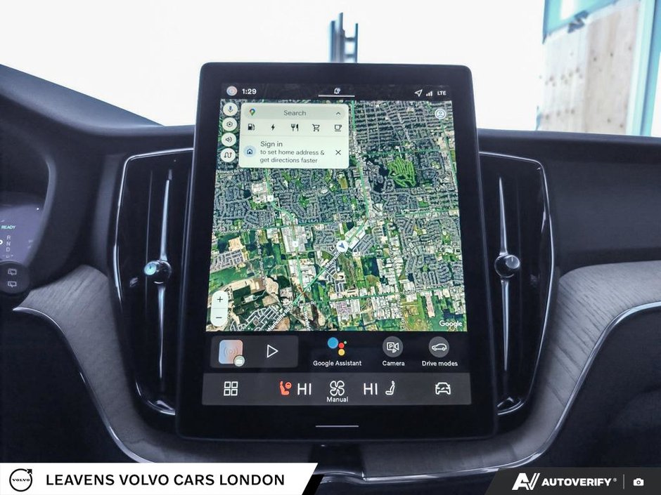 2026 Volvo XC60 PLUG-IN HYBRID PLUS DARK THEME-28