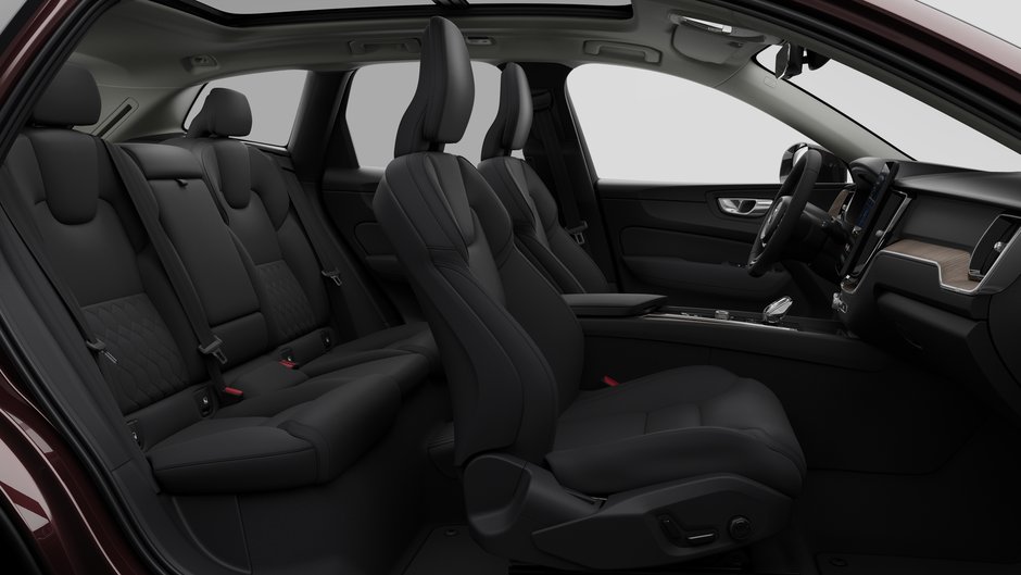 2026 Volvo XC60 PLUG-IN HYBRID PLUS DARK THEME-12