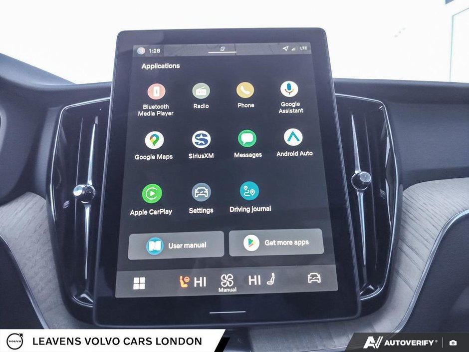 2026 Volvo XC60 PLUG-IN HYBRID PLUS DARK THEME-26