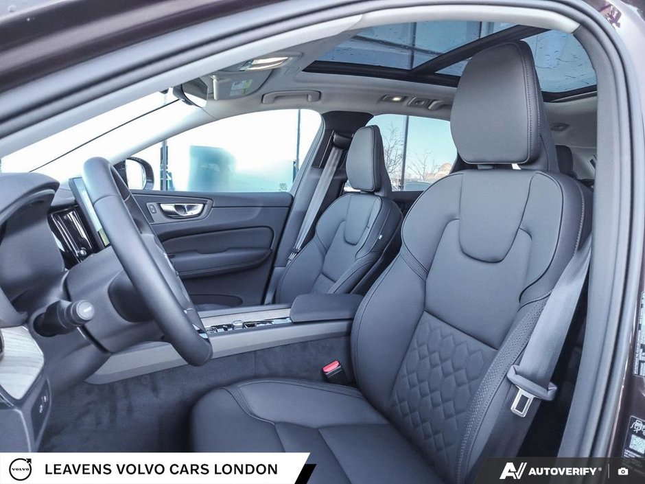 2026 Volvo XC60 PLUG-IN HYBRID PLUS DARK THEME-25