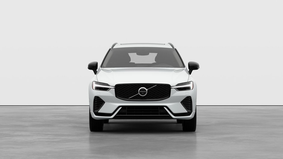 2026 Volvo XC60 PLUG-IN HYBRID PLUS DARK THEME-4