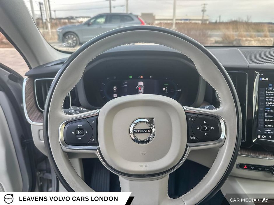 2022 Volvo XC60 Recharge INSCRIPTION EXPRESSION-13