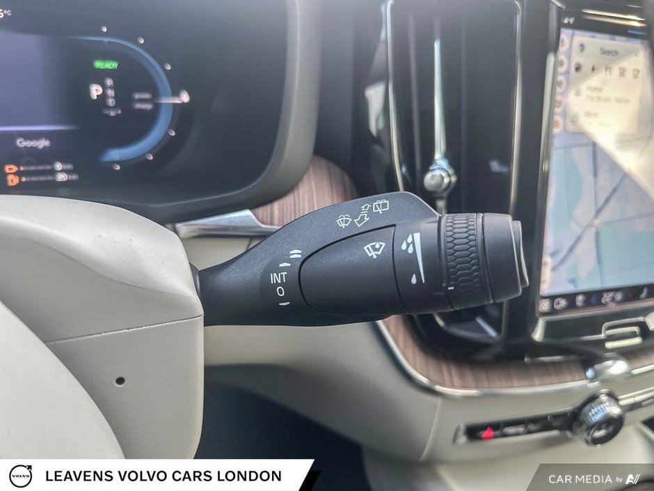 2022 Volvo XC60 Recharge INSCRIPTION EXPRESSION-28