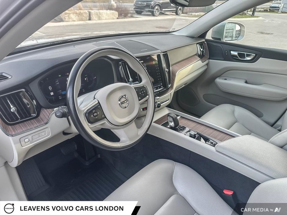 2022 Volvo XC60 Recharge INSCRIPTION EXPRESSION-12