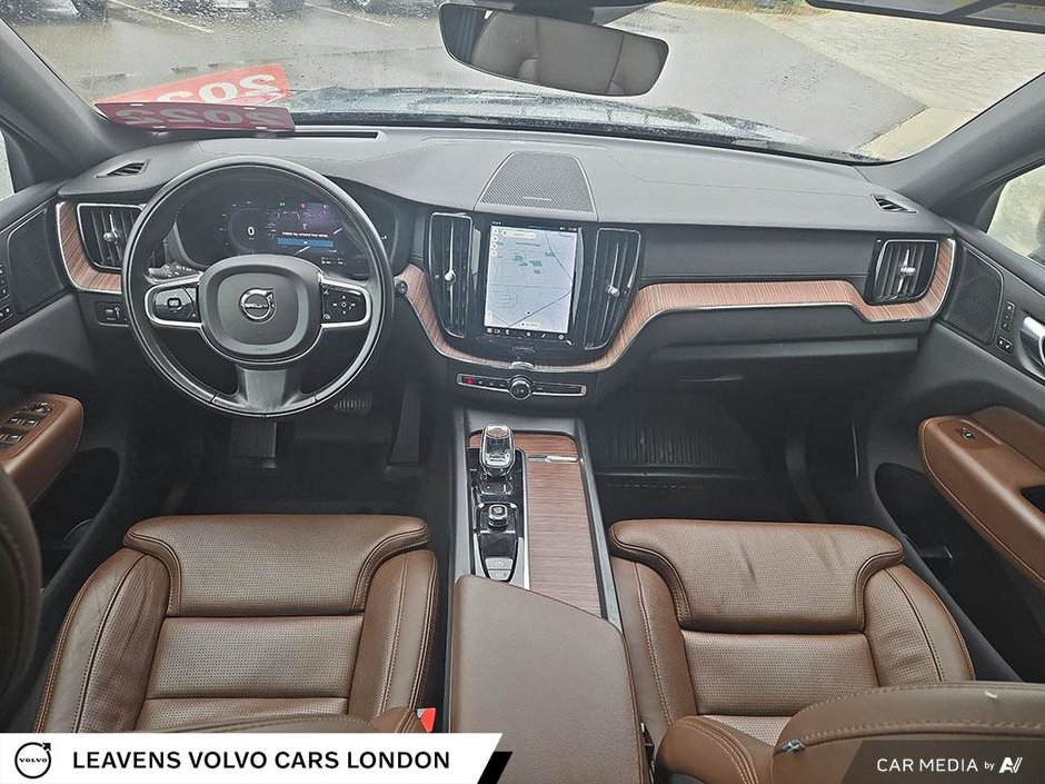 2022 Volvo XC60 Recharge INSCRIPTION-27
