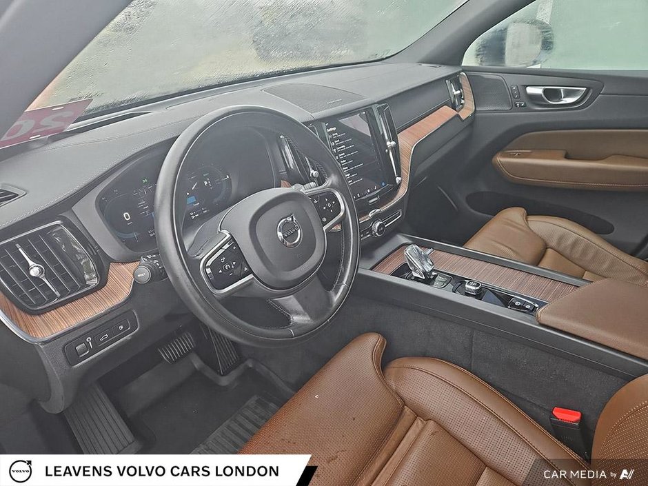 2022 Volvo XC60 Recharge INSCRIPTION-12
