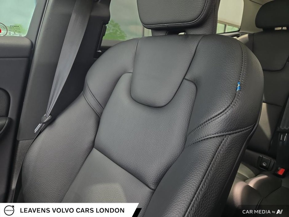 2022 Volvo XC60 Recharge INSCRIPTION EXPRESSION-19