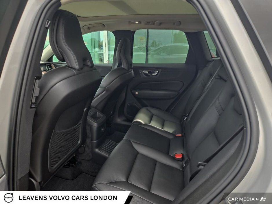 2022 Volvo XC60 Recharge INSCRIPTION EXPRESSION-22