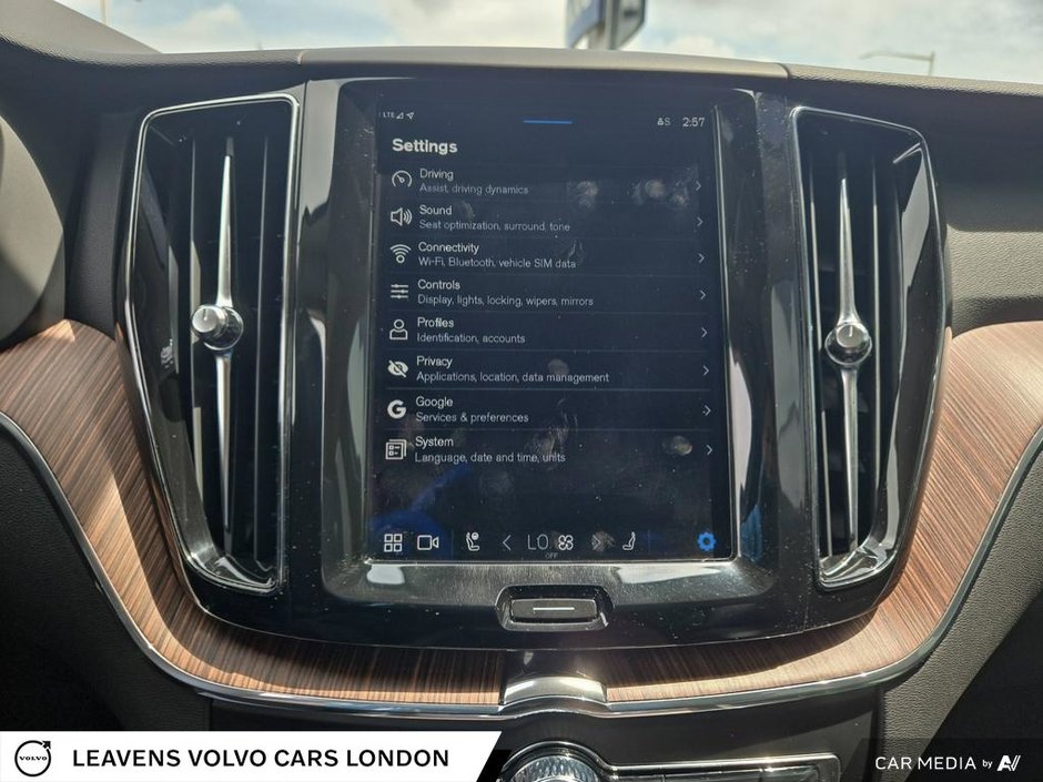 2022 Volvo XC60 Recharge INSCRIPTION EXPRESSION-27