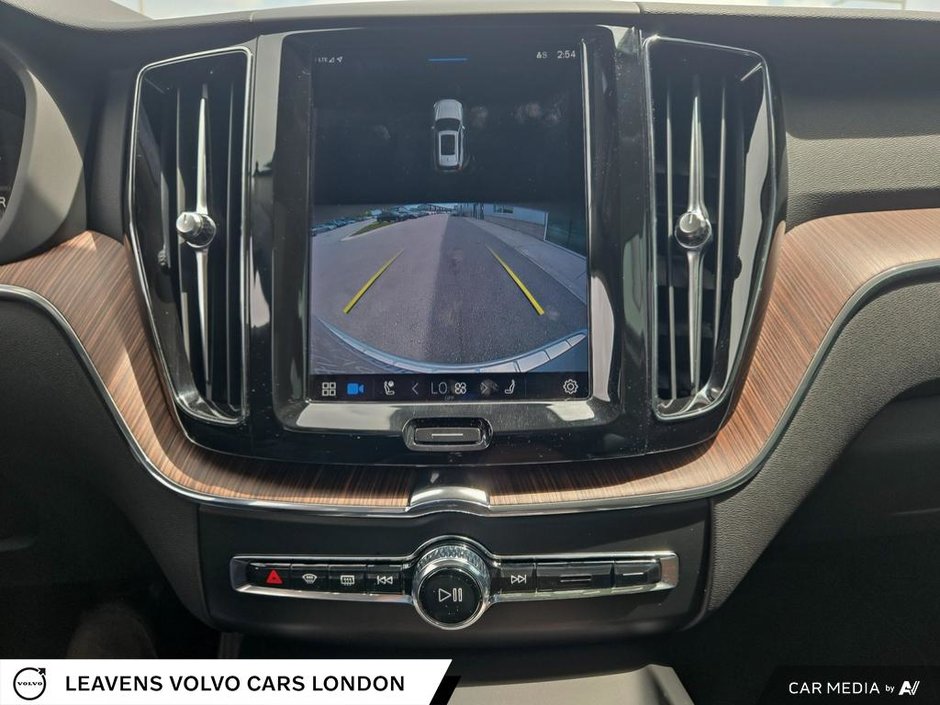 2022 Volvo XC60 Recharge INSCRIPTION EXPRESSION-18