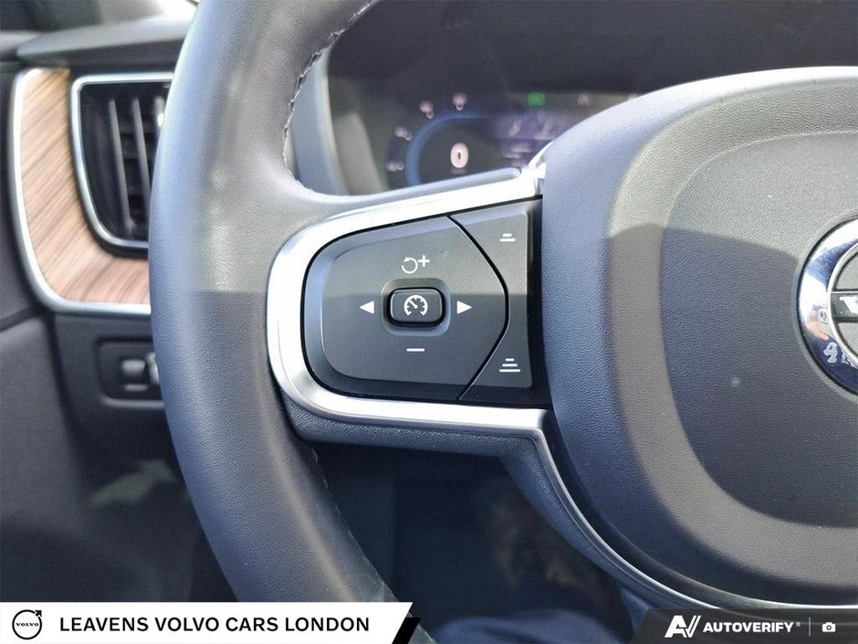 2022 Volvo XC60 RECHARGE INSCRIPTION EXPRESSION-29