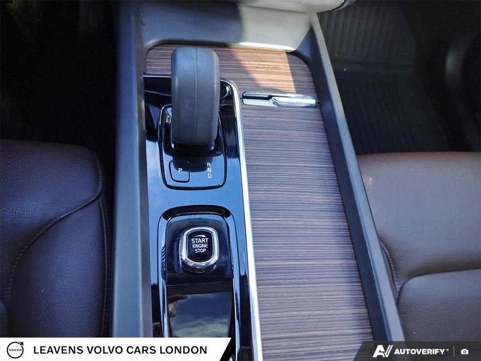 2022 Volvo XC60 RECHARGE INSCRIPTION EXPRESSION-17