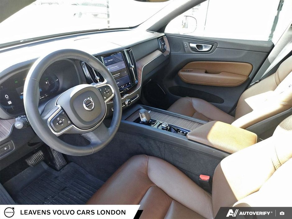 2022 Volvo XC60 RECHARGE INSCRIPTION EXPRESSION-12