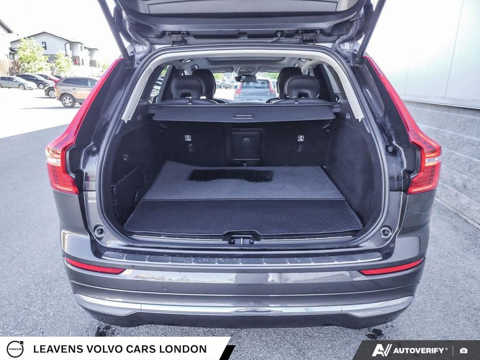 2022 Volvo XC60 RECHARGE INSCRIPTION EXPRESSION-11