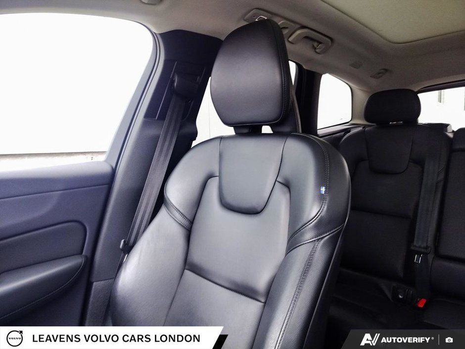 2024 Volvo XC60 RECHARGE CORE DARK THEME-24