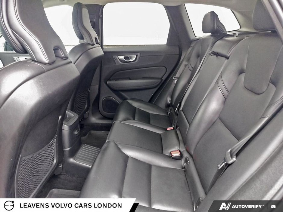 2024 Volvo XC60 RECHARGE CORE DARK THEME-26