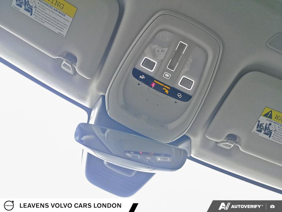 2024 Volvo XC60 RECHARGE CORE DARK THEME-23