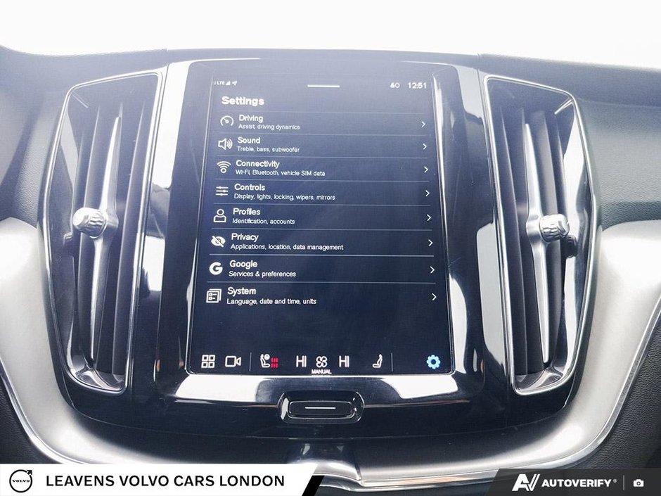 2024 Volvo XC60 RECHARGE CORE DARK THEME-20