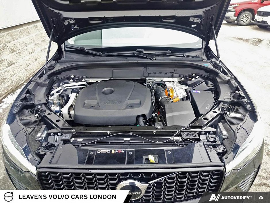 2024 Volvo XC60 RECHARGE CORE DARK THEME-9