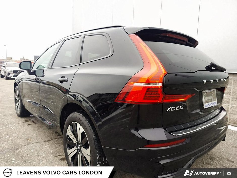 2024 Volvo XC60 RECHARGE CORE DARK THEME-10
