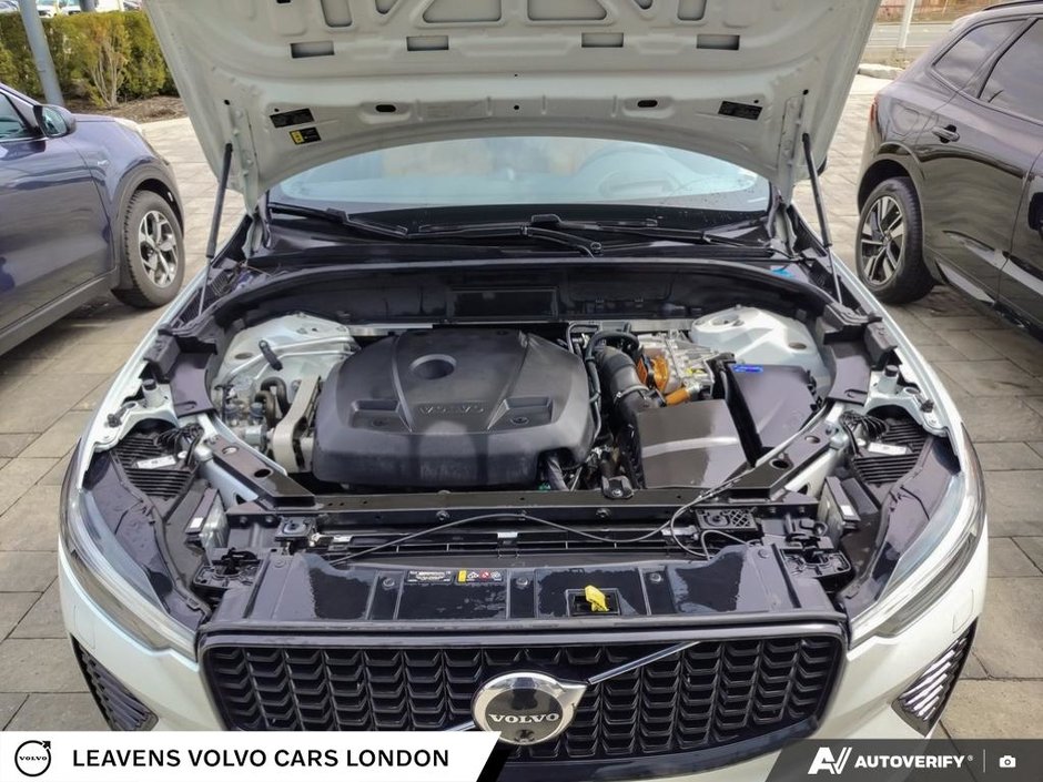 2024 Volvo XC60 RECHARGE ULTIMATE DARK THEME-9