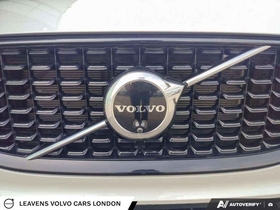 2024 Volvo XC60 RECHARGE ULTIMATE DARK THEME-8