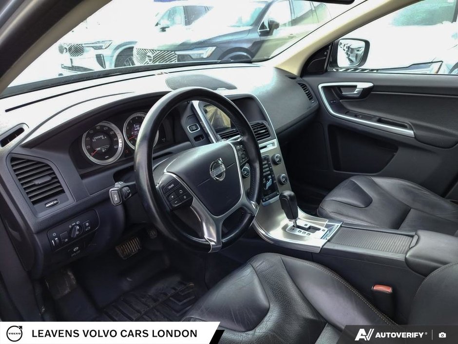 2012 Volvo XC60-12