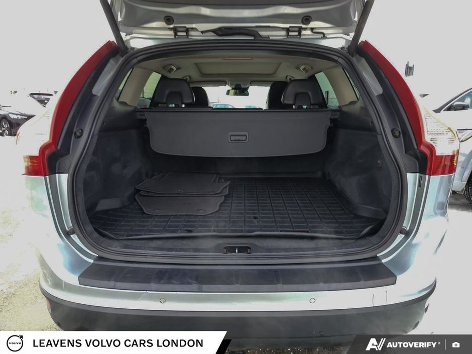 2012 Volvo XC60-11