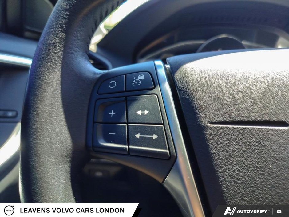 2017 Volvo XC60 T6 DRIVE-E PREMIER-29