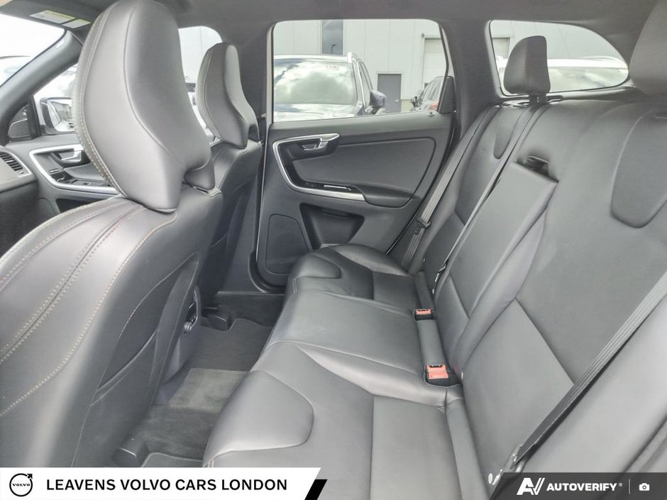 2017 Volvo XC60 T6 DRIVE-E PREMIER-22