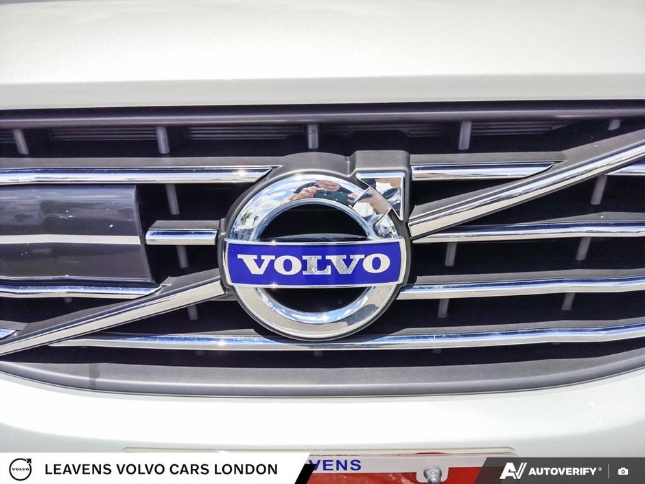 2017 Volvo XC60 T6 DRIVE-E PREMIER-8