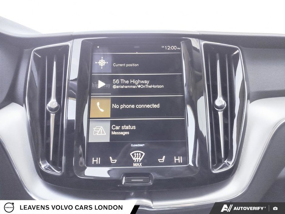 2019 Volvo XC60 MOMENTUM-26