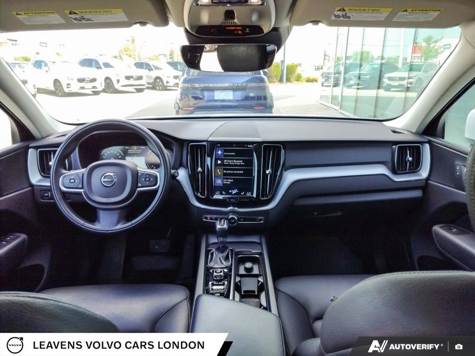 2019 Volvo XC60 MOMENTUM-23
