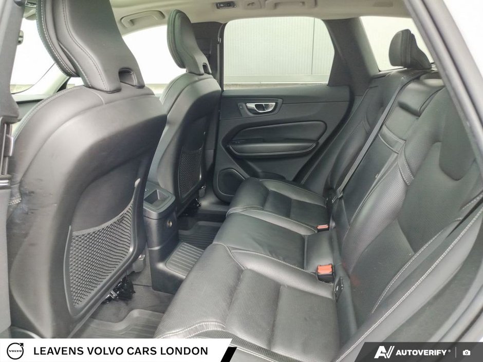 2019 Volvo XC60 INSCRIPTION-22