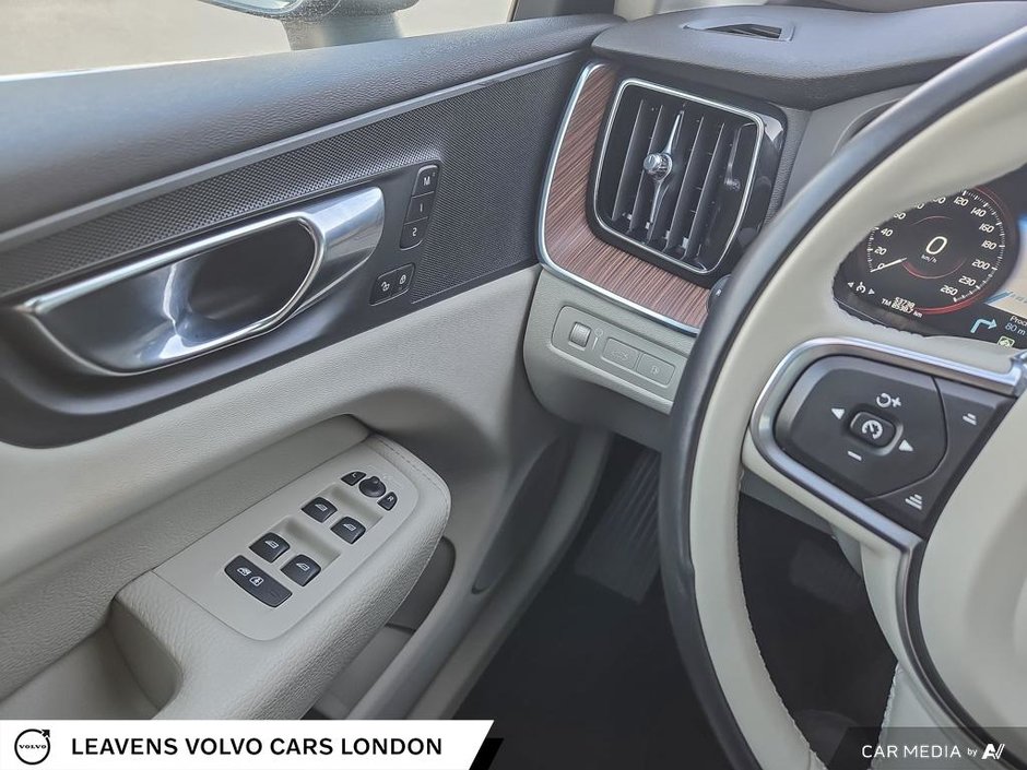 2021 Volvo XC60 INSCRIPTION EXPRESSION-16