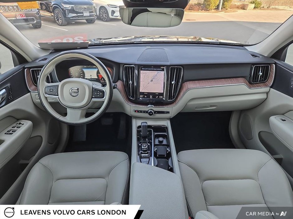 2021 Volvo XC60 INSCRIPTION EXPRESSION-23