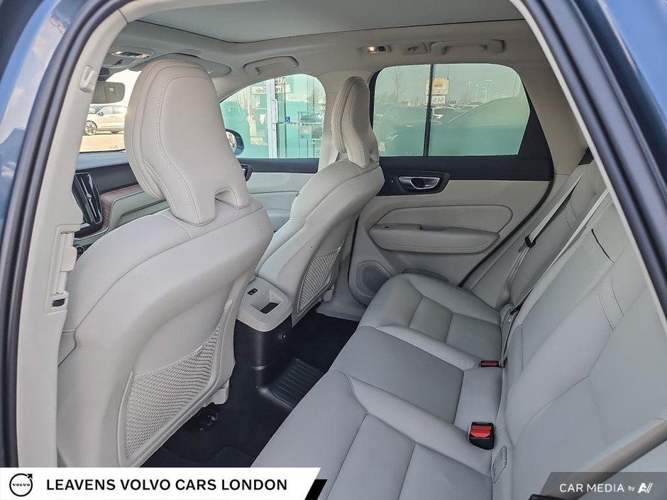 2021 Volvo XC60 INSCRIPTION EXPRESSION-22