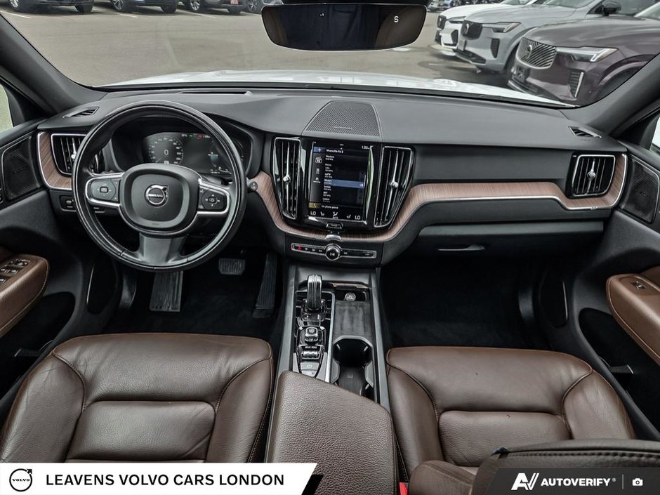 2021 Volvo XC60 INSCRIPTION EXPRESSION-23