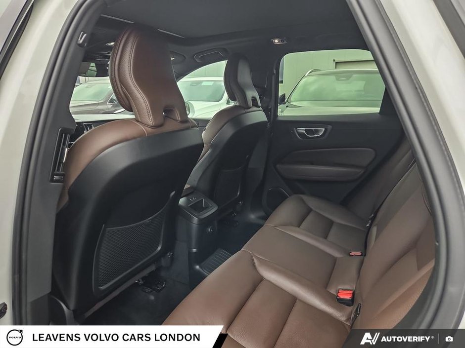 2021 Volvo XC60 INSCRIPTION EXPRESSION-22