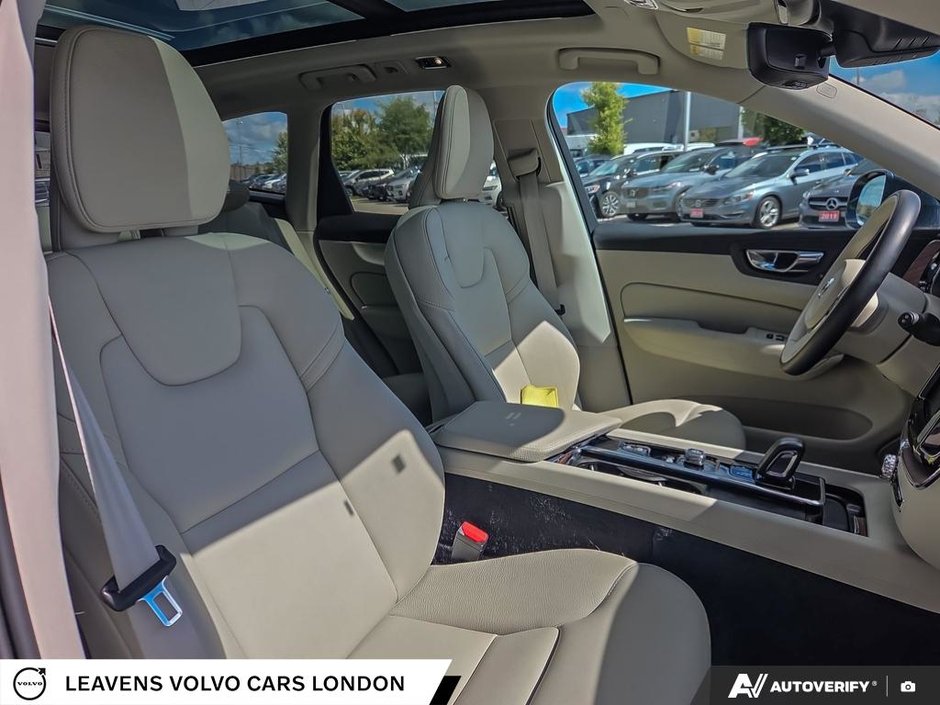 2021 Volvo XC60 INSCRIPTION EXPRESSION-21