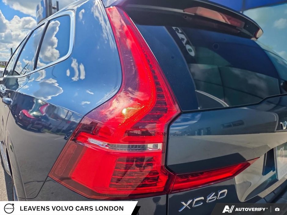 2021 Volvo XC60 INSCRIPTION EXPRESSION-10