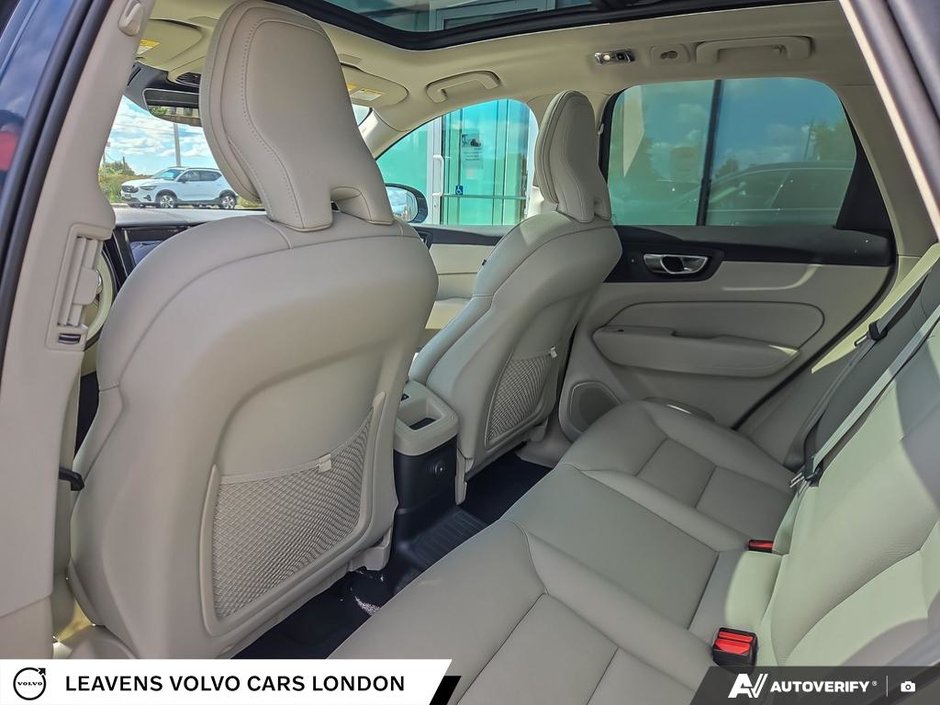 2021 Volvo XC60 INSCRIPTION EXPRESSION-22