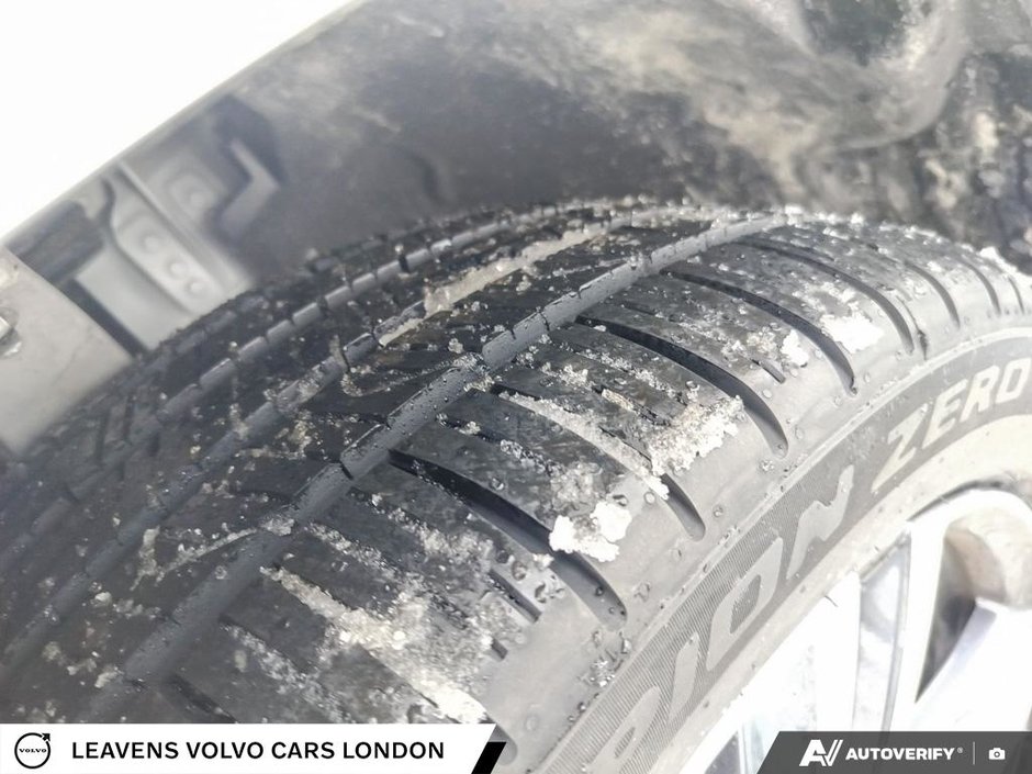 2021 Volvo XC60 INSCRIPTION EXPRESSION-6