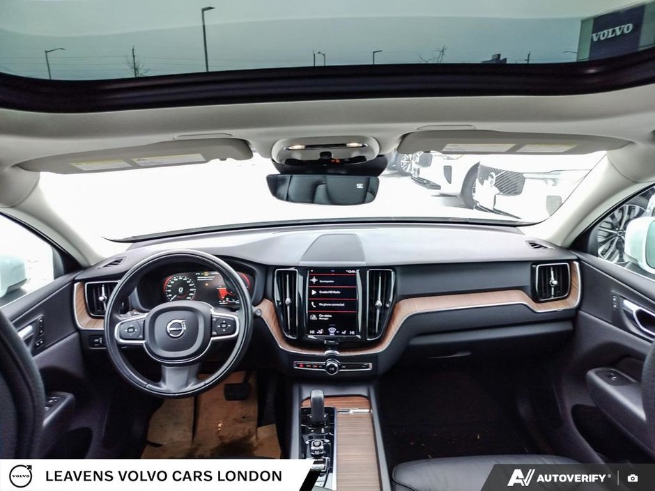 2021 Volvo XC60 INSCRIPTION EXPRESSION-23