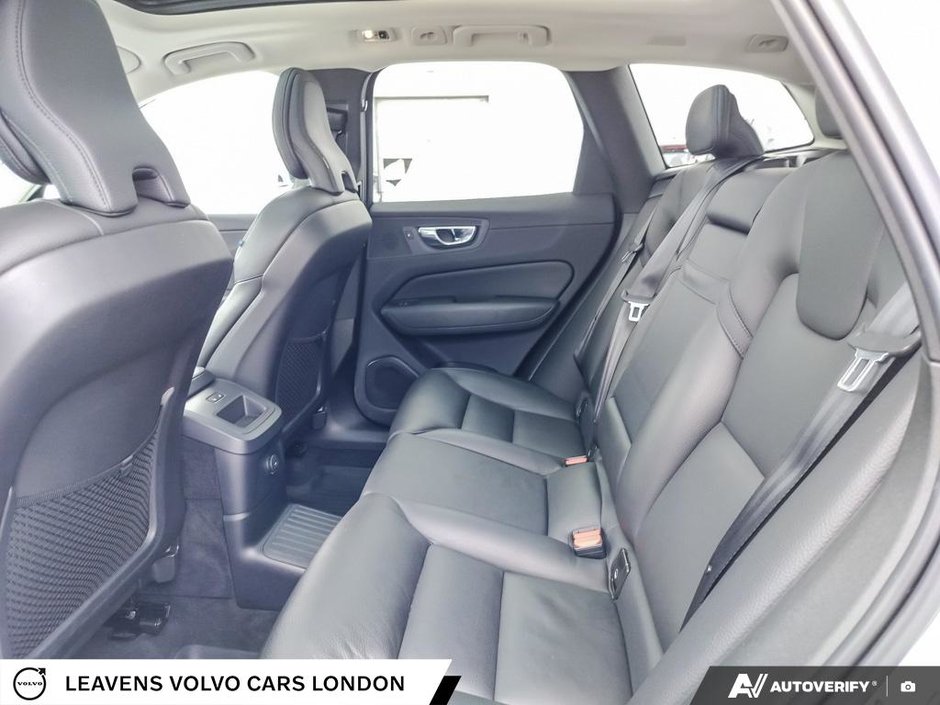 2021 Volvo XC60 INSCRIPTION EXPRESSION-22