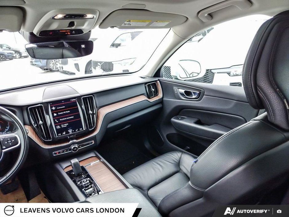 2021 Volvo XC60 INSCRIPTION EXPRESSION-24