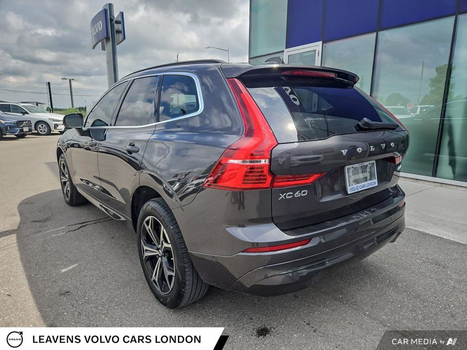2022 Volvo XC60 MOMENTUM-10
