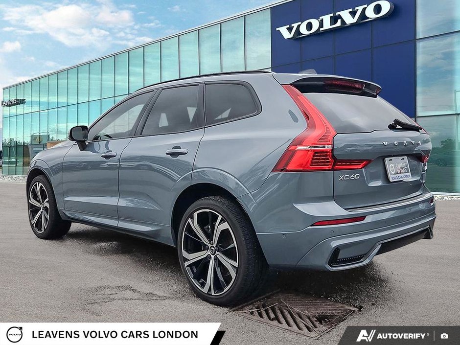 2022 Volvo XC60 R-DESIGN-3